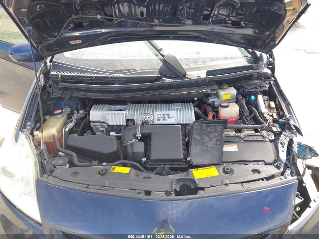 JTDKN3DUXF0411164 Toyota Prius Four