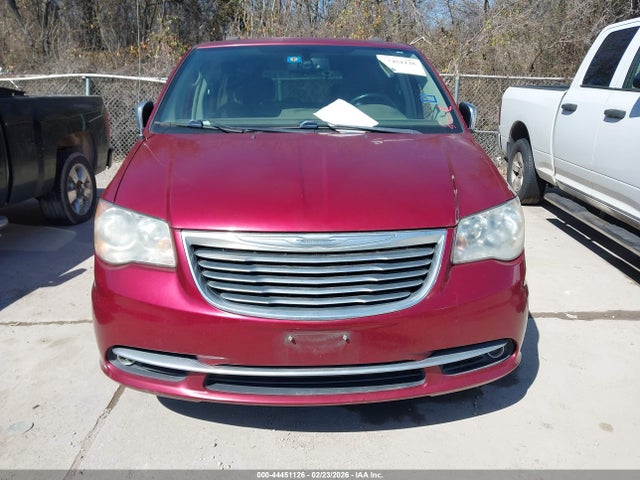 Продажа на аукционе авто 2014 Chrysler Town & Country Touring-l 30th Anniversary, vin: 2C4RC1CG2ER313349, номер лота: 44451126