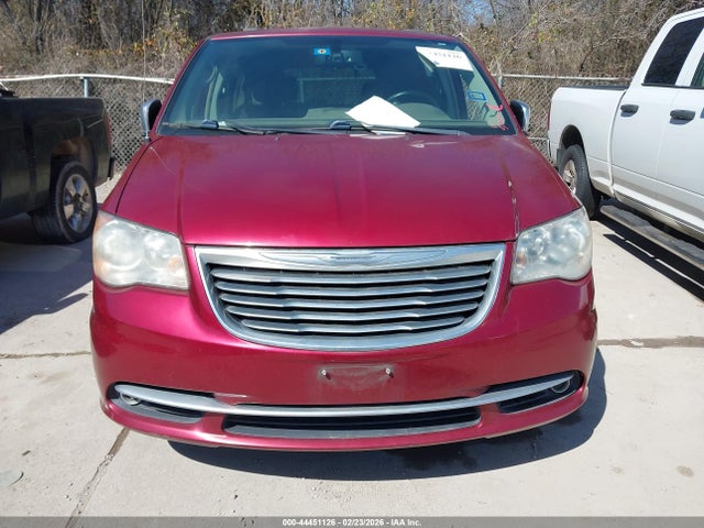 Продажа на аукционе авто 2014 Chrysler Town & Country Touring-l 30th Anniversary, vin: 2C4RC1CG2ER313349, номер лота: 44451126