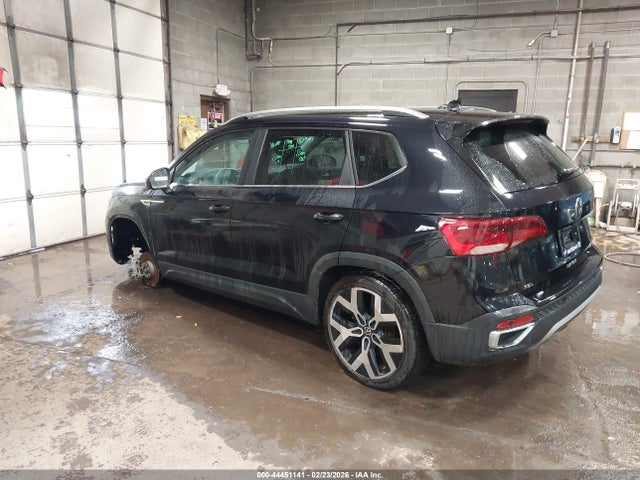 Продаж на аукціоні авто 2022 Volkswagen Taos 1.5t Sel, vin: 3VVJX7B2XNM025453, номер лоту: 44451141