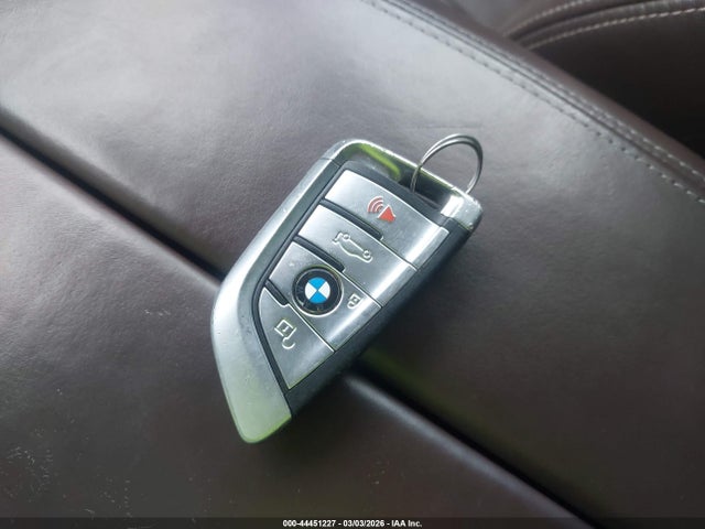 Продажа на аукционе авто 2016 Bmw X5 Xdrive35i, vin: 5UXKR0C5XG0U10934, номер лота: 44451227