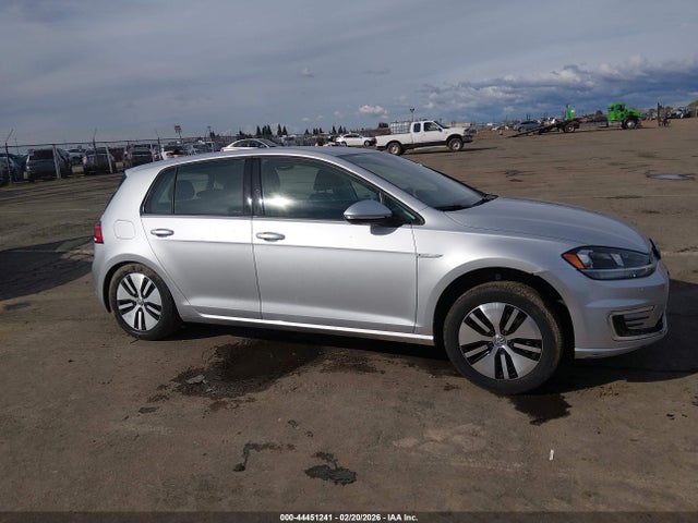 WVWKR7AU5KW909702 Volkswagen E-golf Se