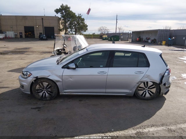 WVWKR7AU5KW909702 Volkswagen E-golf Se