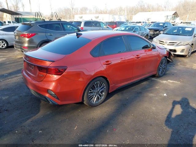 44451250 :رقم المزاد ، 3KPF54AD5PE623300 vin ، 2023 Kia Forte Gt-line مزاد بيع