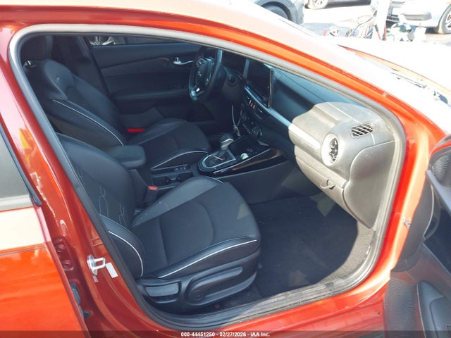 44451250 :رقم المزاد ، 3KPF54AD5PE623300 vin ، 2023 Kia Forte Gt-line مزاد بيع