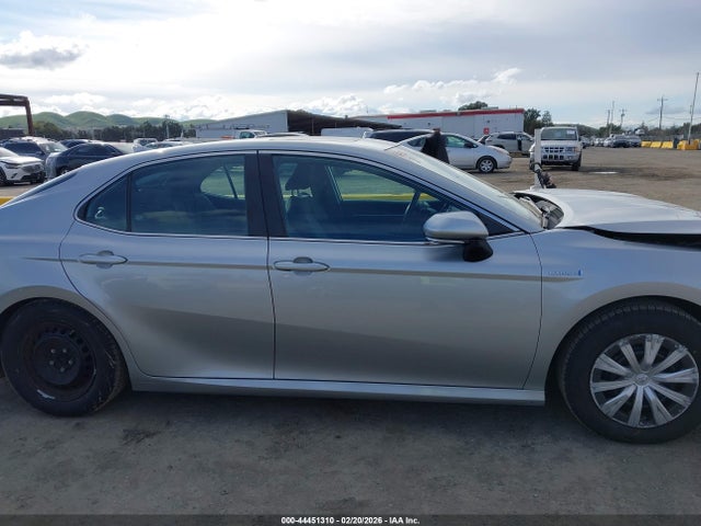 Toyota Camry Le Hybrid 2020 4T1E31AK2LU018513 Image 13