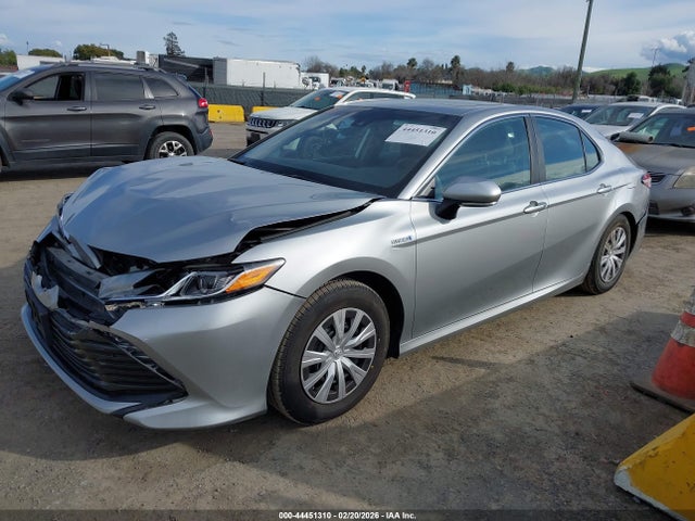 Toyota Camry Le Hybrid 2020 4T1E31AK2LU018513 Image 2