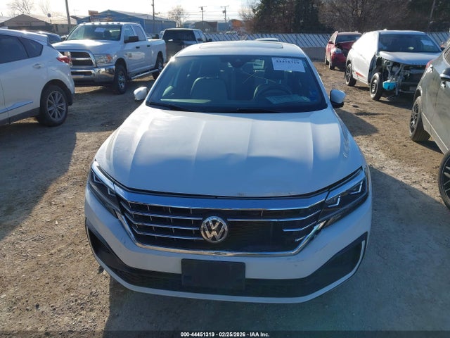44451319 :رقم المزاد ، 1VWMA7A30MC006821 vin ، 2021 Volkswagen Passat 2.0t R-line مزاد بيع
