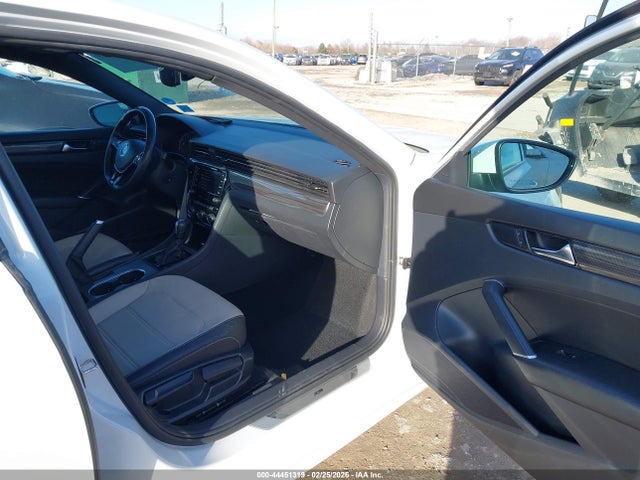 2021 VOLKSWAGEN PASSAT 1VWMA7A30MC006821 Photo 4