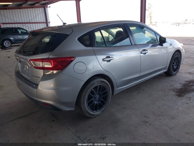 Subaru Impreza 2.0i 2017 4S3GTAA65H3740040 Image 4