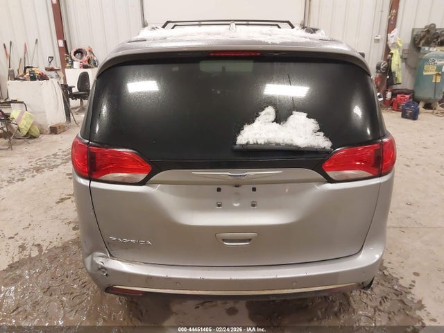 2018 Chrysler Pacifica Touring L Plus მანქანა იყიდება აუქციონზე, vin: 2C4RC1EG9JR315672, აუქციონის ნომერი: 44451405
