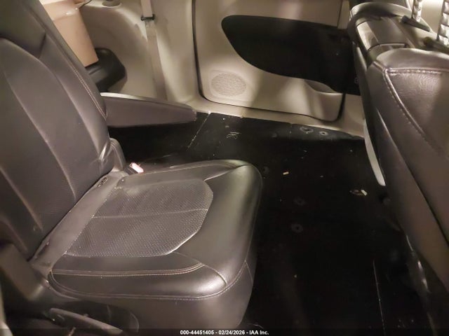 2018 Chrysler Pacifica Touring L Plus მანქანა იყიდება აუქციონზე, vin: 2C4RC1EG9JR315672, აუქციონის ნომერი: 44451405