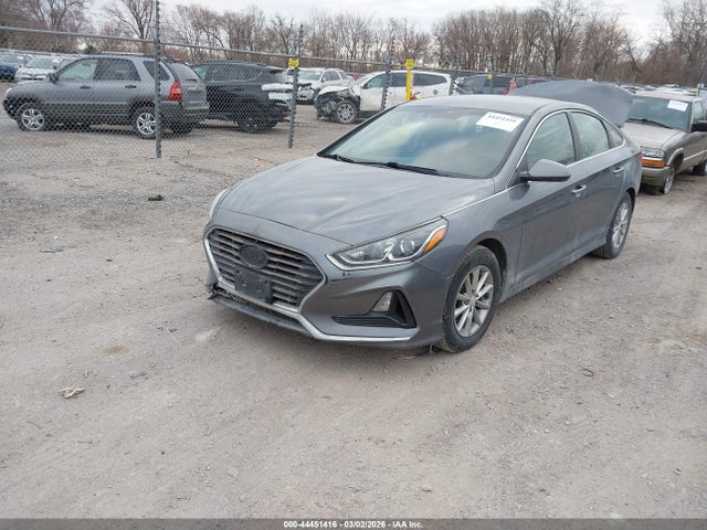 Hyundai SONATA SE 2019 5NPE24AF5KH793294 Image 2