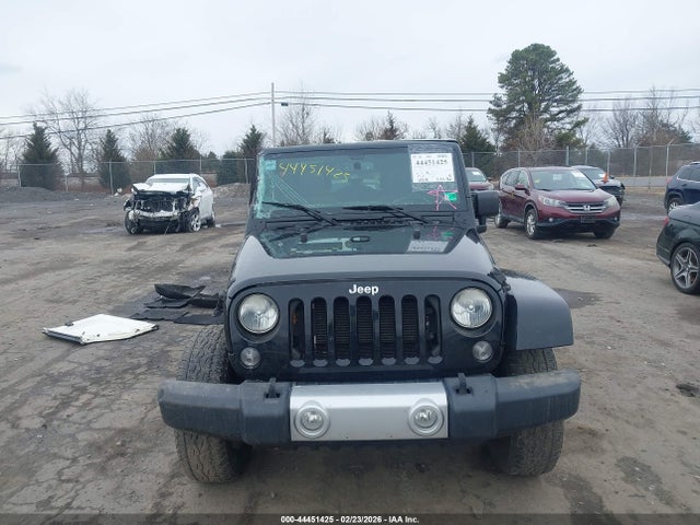 2014 Jeep Wrangler Unlimited Sahara მანქანა იყიდება აუქციონზე, vin: 1C4BJWEG7EL112041, აუქციონის ნომერი: 44451425