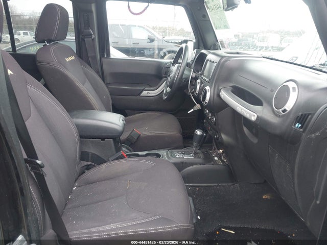 2014 Jeep Wrangler Unlimited Sahara მანქანა იყიდება აუქციონზე, vin: 1C4BJWEG7EL112041, აუქციონის ნომერი: 44451425