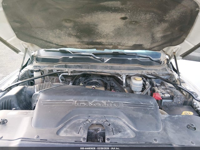 3C7WRTCJXKG620488 RAM 3500 Chassis Tradesman/slt/laramie/limited