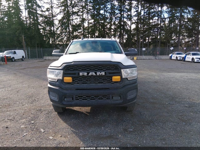 3C7WRTCJXKG620488 RAM 3500 Chassis Tradesman/slt/laramie/limited