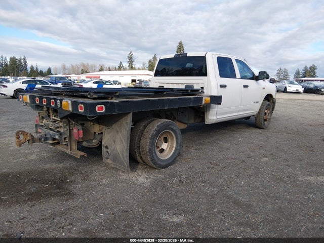 3C7WRTCJXKG620488 RAM 3500 Chassis Tradesman/slt/laramie/limited