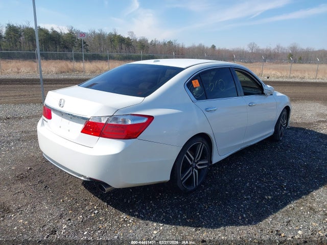 44451431 :رقم المزاد ، 1HGCR2F87FA131734 vin ، 2015 Honda Accord Ex-l مزاد بيع