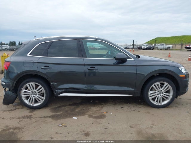 WA1BNAFY5J2236575 Audi Q5 2.0t Premium