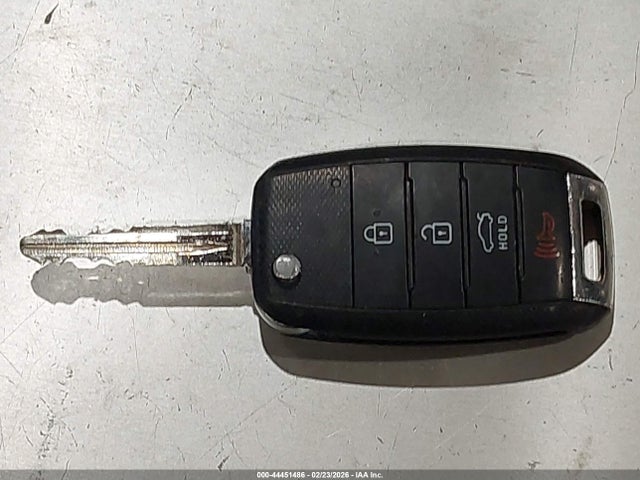 3KPFK4A75JE189051 KIA FORTE LX