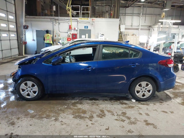 3KPFK4A75JE189051 KIA FORTE LX