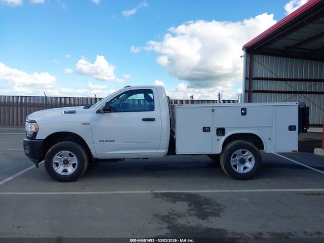 3C7WR3AJ0LG266260 RAM 3500 Tradesman 4x4 8&#039; Box