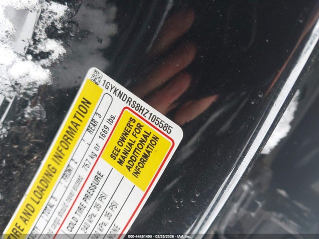 2017 CADILLAC XT5 1GYKNDRS8HZ105585 Photo 8