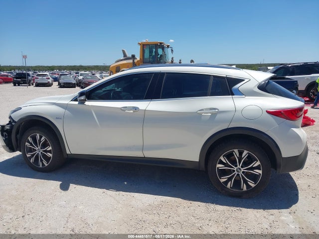 2017 Infiniti Qx30 Premium მანქანა იყიდება აუქციონზე, vin: SJKCH5CRXHA034219, აუქციონის ნომერი: 44451517