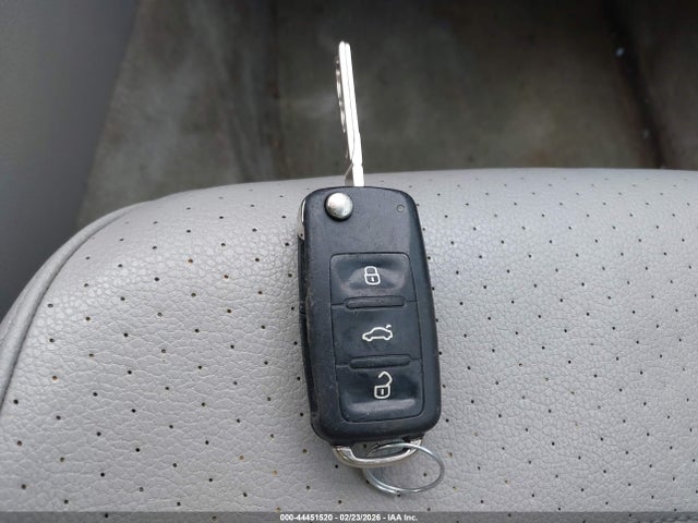 1VWBV7A37FC068411 Volkswagen Passat 2.0l Tdi Se