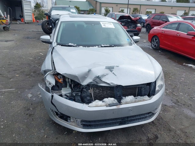 1VWBV7A37FC068411 Volkswagen Passat 2.0l Tdi Se