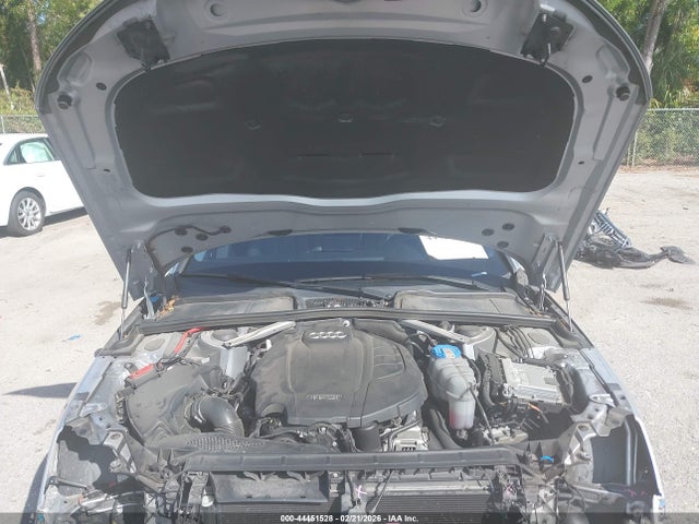 44451528 :رقم المزاد ، WAUGMAF47KA023451 vin ، 2019 Audi A4 40 Premium مزاد بيع