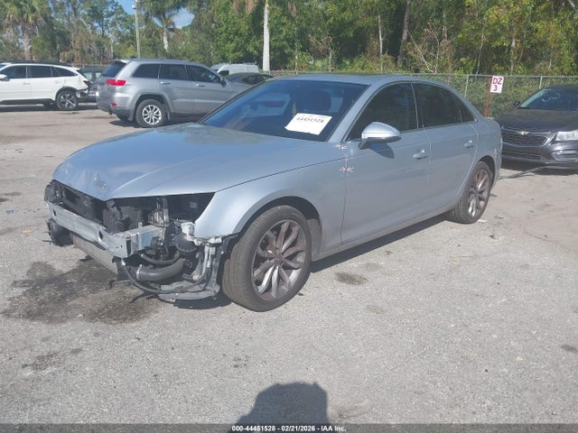 44451528 :رقم المزاد ، WAUGMAF47KA023451 vin ، 2019 Audi A4 40 Premium مزاد بيع