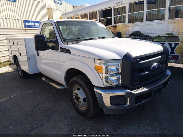 Ford F-350 Chassis Xl 2016 1FDRF3G63GEC86663 zdjęcie główne