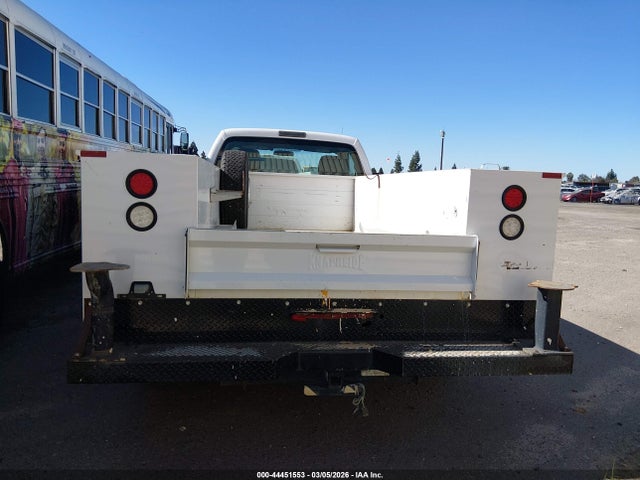Ford F-350 Chassis Xl 2016 1FDRF3G63GEC86663 Image 16