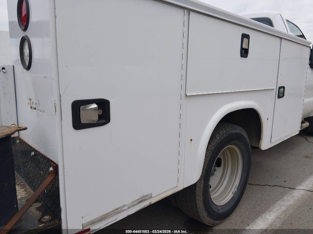 Ford F-350 Chassis Xl 2016 1FDRF3G63GEC86663 Image 10