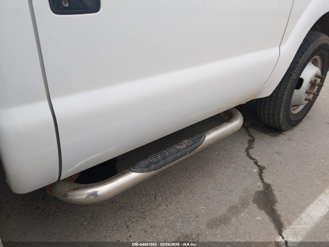Ford F-350 Chassis Xl 2016 1FDRF3G63GEC86663 Image 12