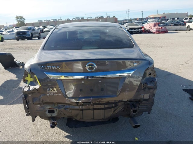 Nissan Altima 2.5 S 2015 1N4AL3AP1FC248196 Image 17