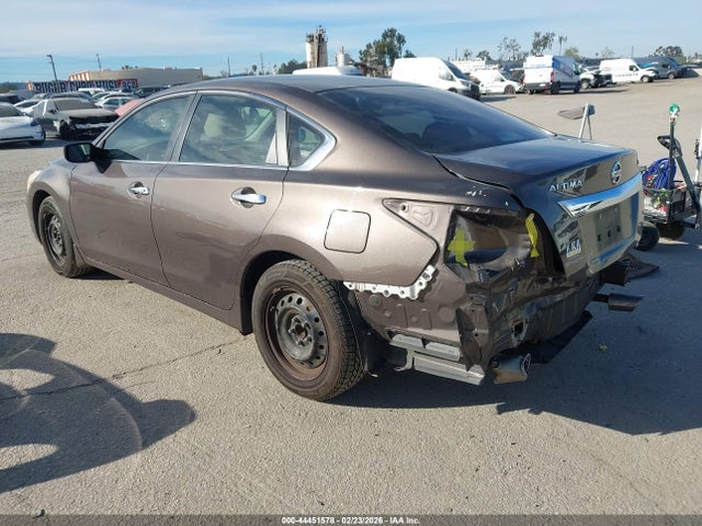 Nissan Altima 2.5 S 2015 1N4AL3AP1FC248196 Image 3