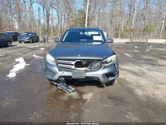 2016 Mercedes-benz Glc 300 4matic მანქანა იყიდება აუქციონზე, vin: WDC0G4KB2GF016137, აუქციონის ნომერი: 44451580