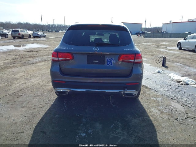 2016 Mercedes-benz Glc 300 4matic მანქანა იყიდება აუქციონზე, vin: WDC0G4KB2GF016137, აუქციონის ნომერი: 44451580