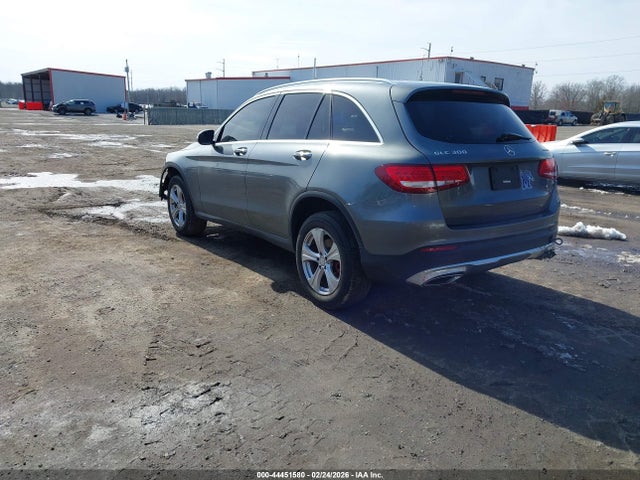 2016 Mercedes-benz Glc 300 4matic მანქანა იყიდება აუქციონზე, vin: WDC0G4KB2GF016137, აუქციონის ნომერი: 44451580