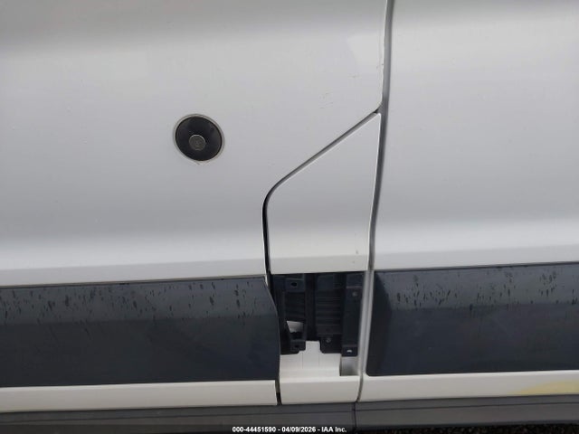 1FTYR1YM1HKB49569 Ford Transit-250