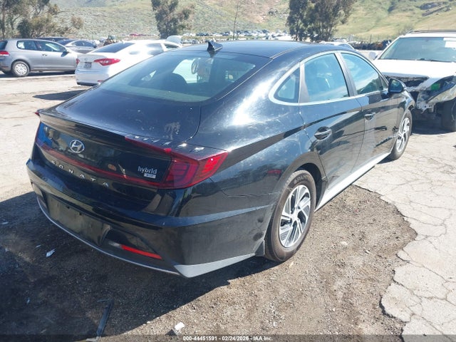 KMHL24JJ4MA023802 Hyundai Sonata Blue