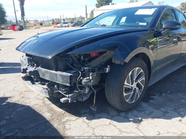 KMHL24JJ4MA023802 Hyundai Sonata Blue