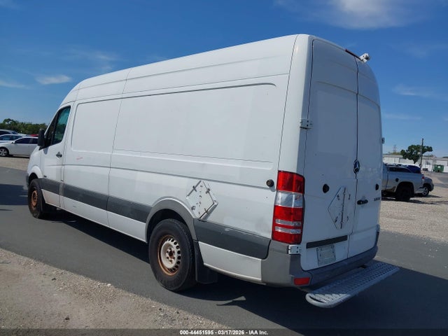 44451595 :رقم المزاد ، WD3PE8CB4C5712394 vin ، 2012 Mercedes-benz Sprinter 2500 High Roof مزاد بيع