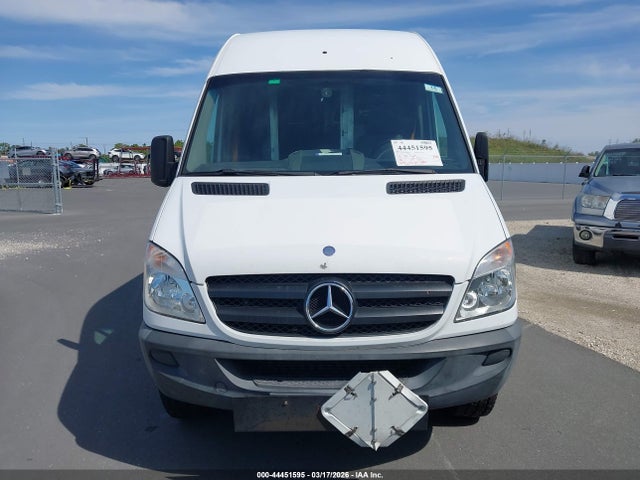 44451595 :رقم المزاد ، WD3PE8CB4C5712394 vin ، 2012 Mercedes-benz Sprinter 2500 High Roof مزاد بيع