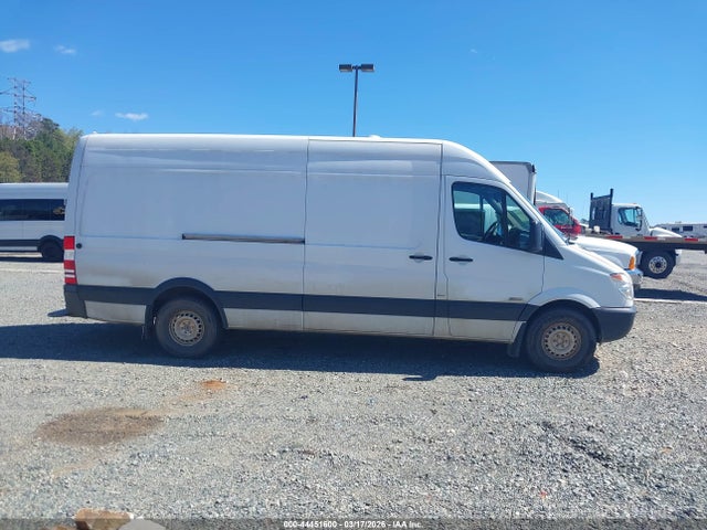 44451600 :رقم المزاد ، WD3PE8CB4C5677372 vin ، 2012 Mercedes-benz Sprinter 2500 High Roof مزاد بيع