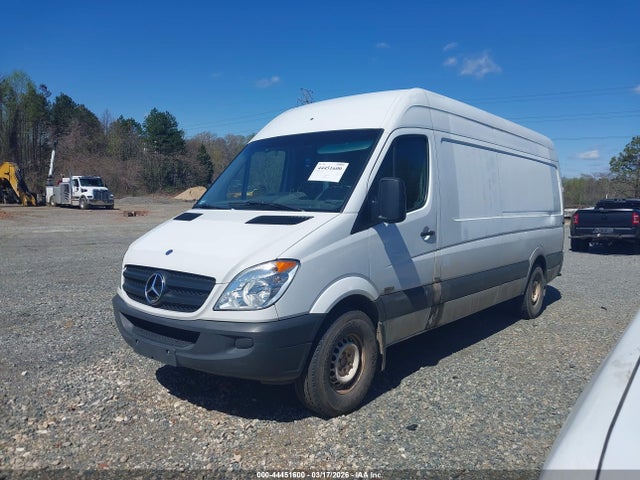 44451600 :رقم المزاد ، WD3PE8CB4C5677372 vin ، 2012 Mercedes-benz Sprinter 2500 High Roof مزاد بيع