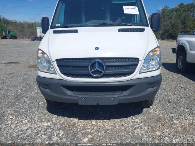 44451600 :رقم المزاد ، WD3PE8CB4C5677372 vin ، 2012 Mercedes-benz Sprinter 2500 High Roof مزاد بيع